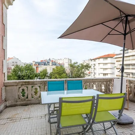 Clemence Apartment *